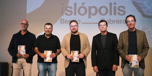 Presentación de 'Islópolis' | Foto: Ayuntamiento de La Laguna