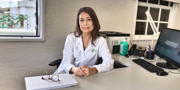 La neumóloga Tatiana Castañeda en su despacho de Hospitales Universitarios San Roque | Foto: HUSR