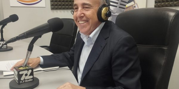 Manuel Padrón en los estudios de El Espejo Canario