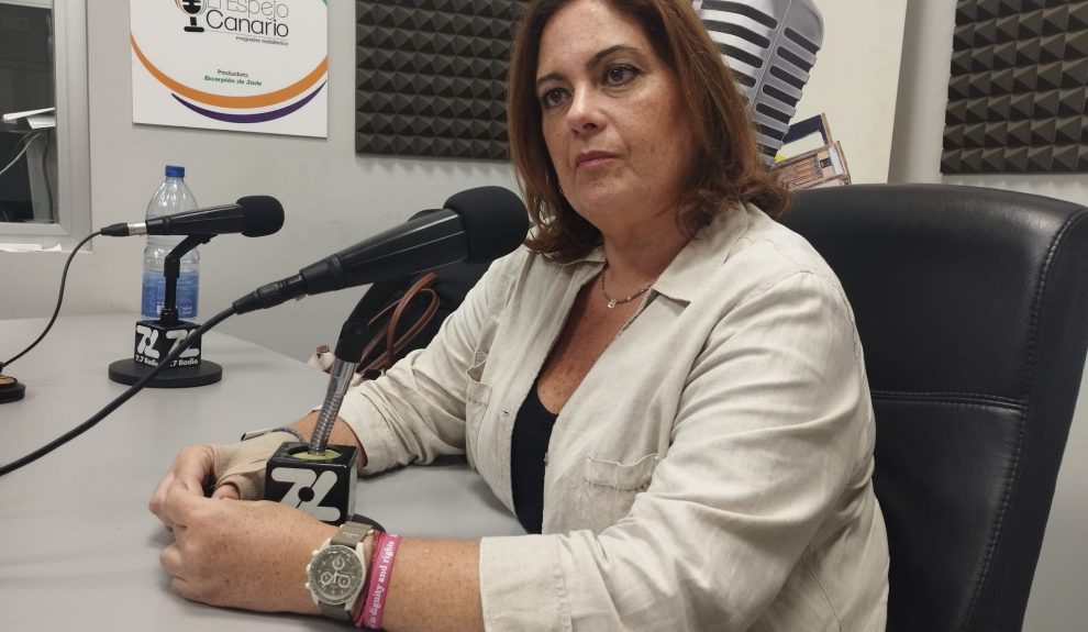 Beatriz Calzada en los estudios de El Espejo Canario