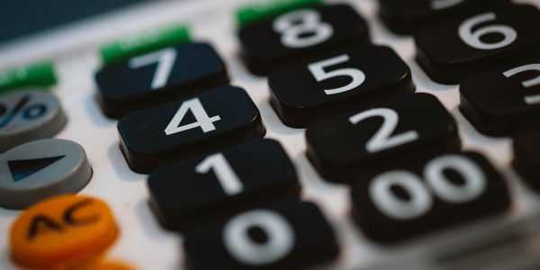 El programa incluye visitas a entidades financiera | Foto: Pixabay