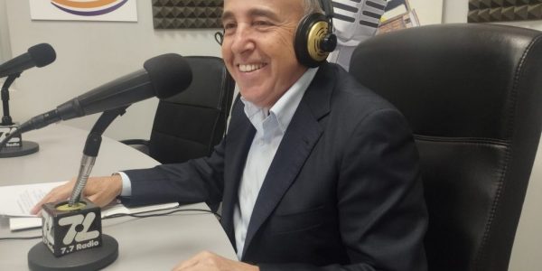 Manuel Padrón en los estudios de El Espejo Canario
