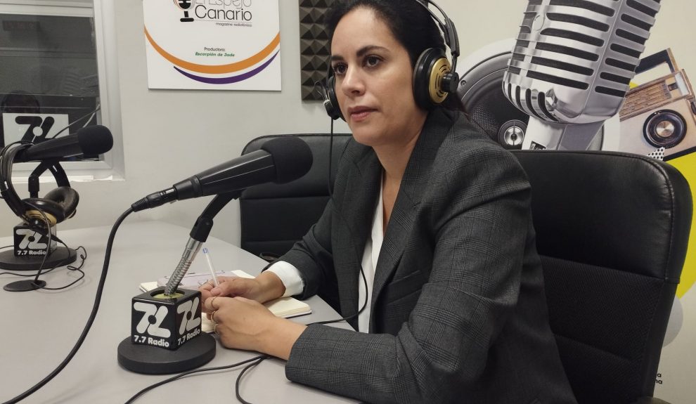 Vidina Espino en los estudios de El Espejo Canario