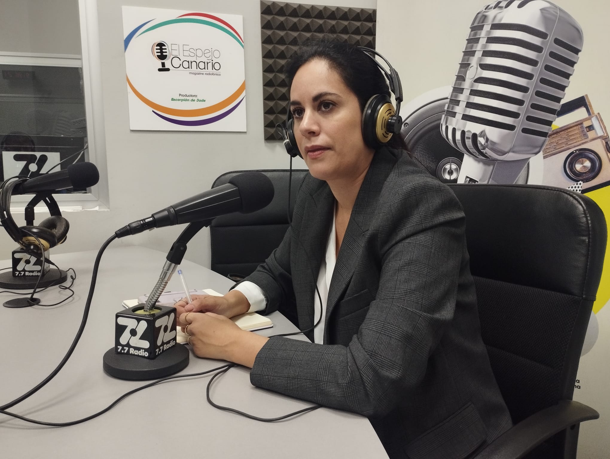 Vidina Espino en los estudios de El Espejo Canario