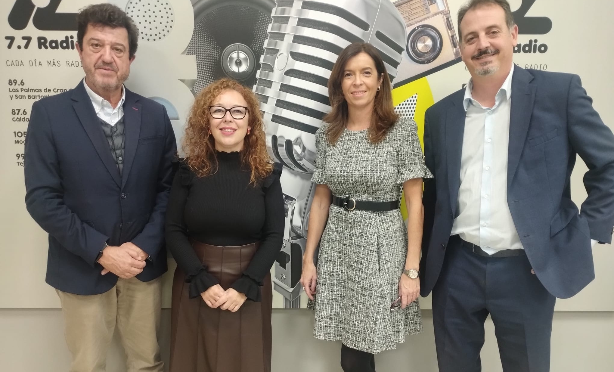 Representantes de Asinca y del tejido empresarial de las islas en los estudios de El Espejo Canario