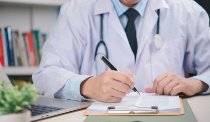 Chequeo médico | Foto: Hospitales Universitarios San Roque