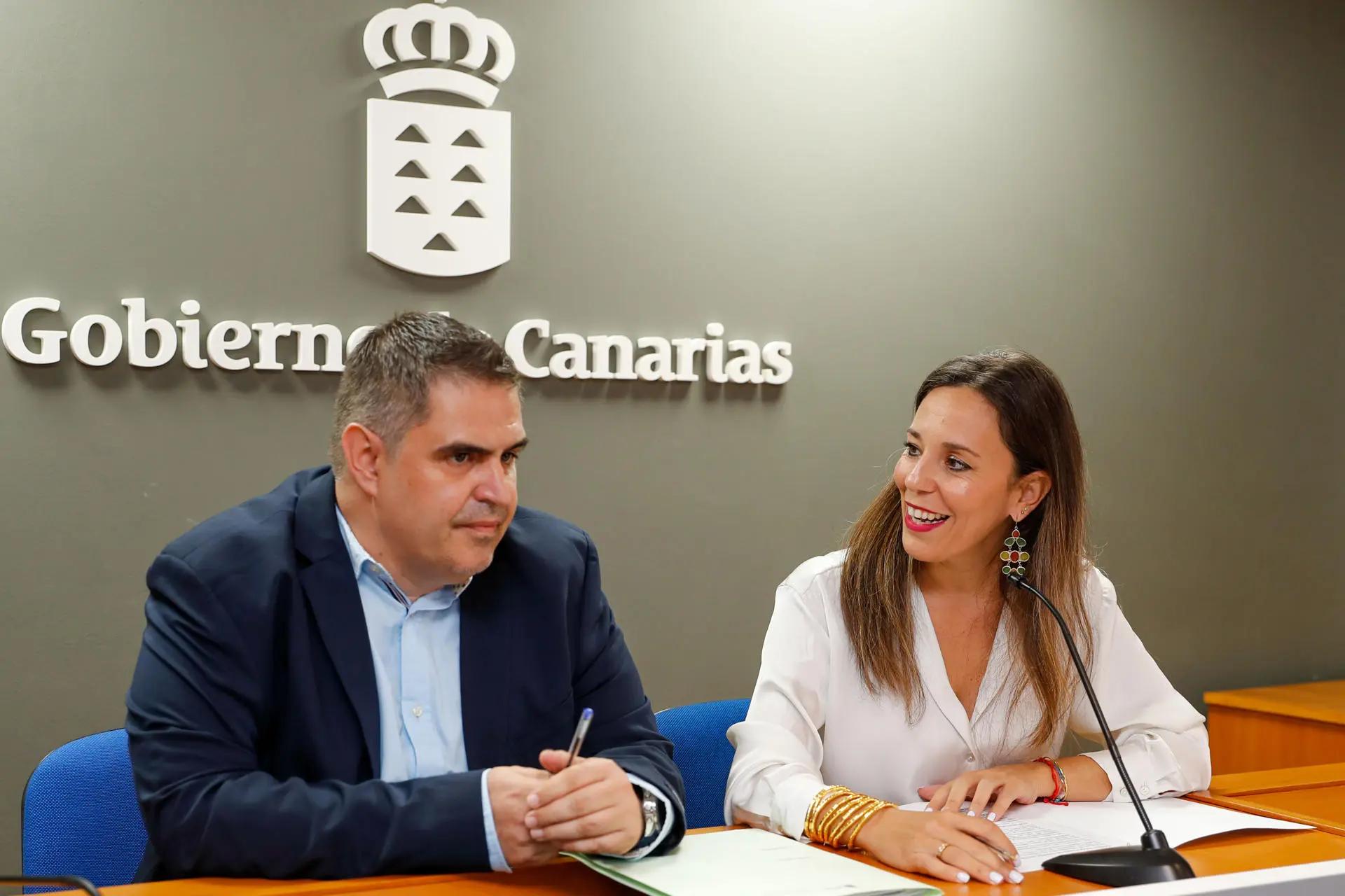 José Ramón Rodríguez y Jessica de León | Foto: Gobierno de Canarias