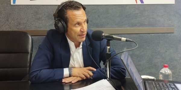 José Juan González Salmah en los estudios de El Espejo Canario