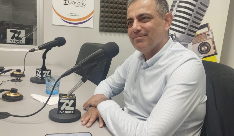 Jacques Bulchand en los estudios de El Espejo Canario