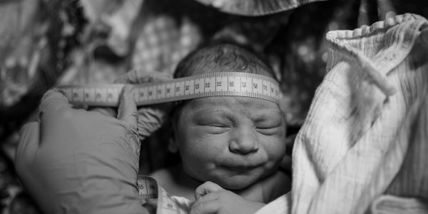 La principal consecuencia de esta baja natalidad es, según el experto, un rápido envejecimiento de la población | Foto: Pixabay