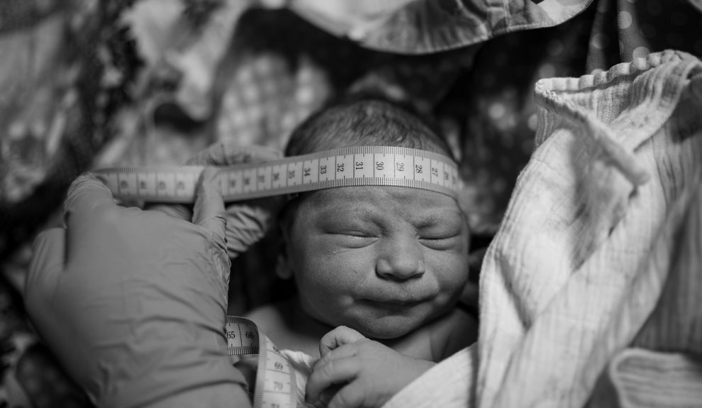 La principal consecuencia de esta baja natalidad es, según el experto, un rápido envejecimiento de la población | Foto: Pixabay