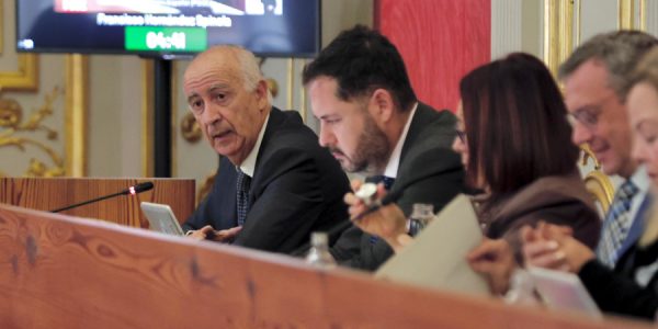 El concejal de Aguas, Francisco Hernández Spínola, anunció durante el pleno que este futuro plan se articulará a través de inversiones financieramente sostenibles | Foto: Ayuntamiento de Las Palmas de Gran Canaria