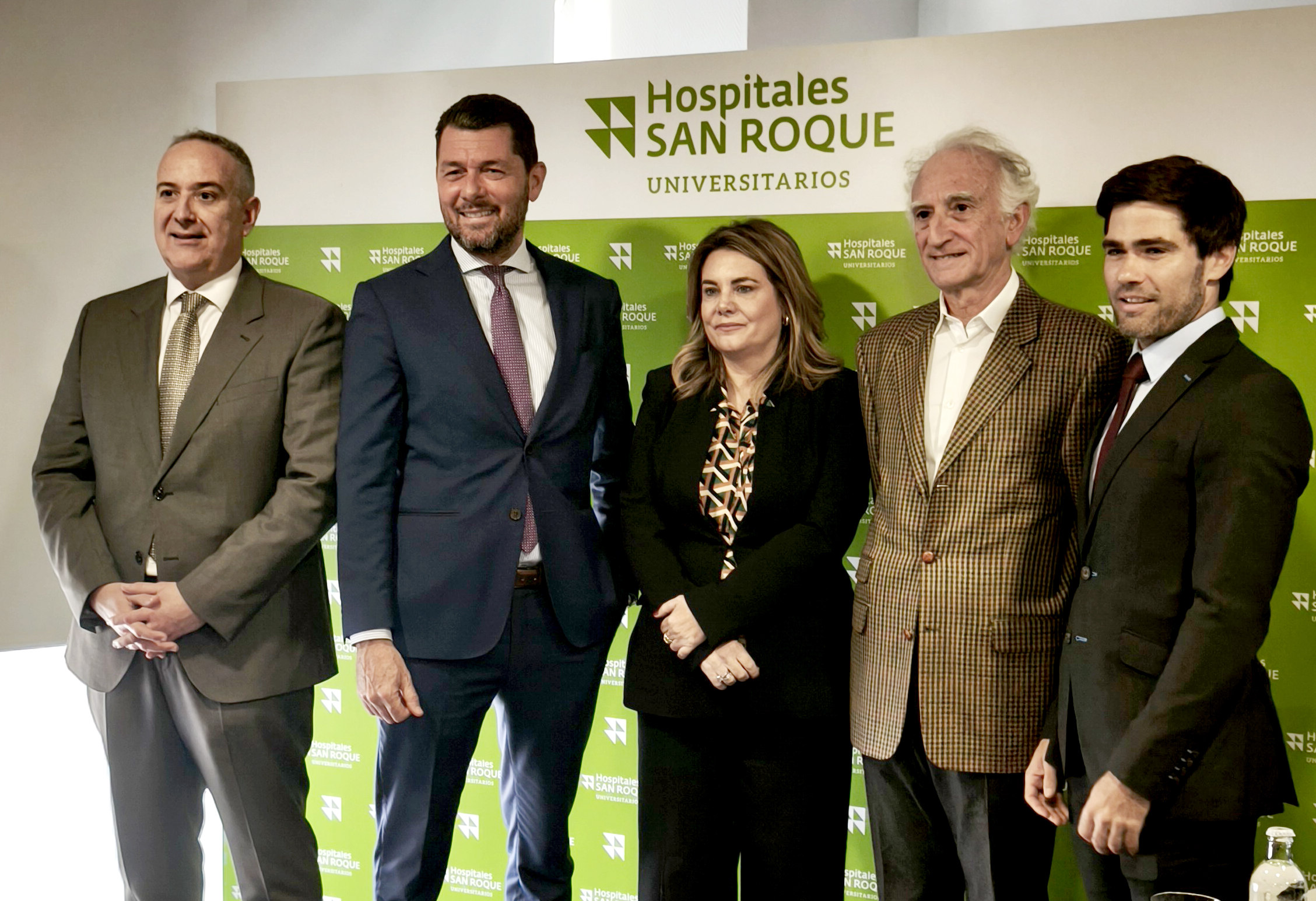 Hospitales Universitarios San Roque y UROINTEC implantan en el archipiélago una nueva plataforma de Cirugía Robótica conectada | Foto: HUSR