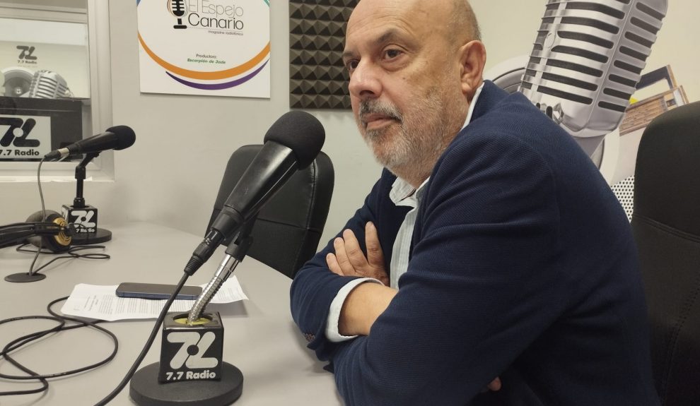 Juan Ramírez Said en los estudios de El Espejo Canario