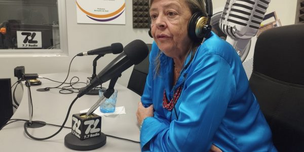 Mercedes Fernández-Couto en los estudios de El Espejo Canario