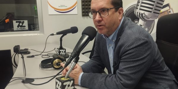 Juan Jesús Facundo en los estudios de El Espejo Canario
