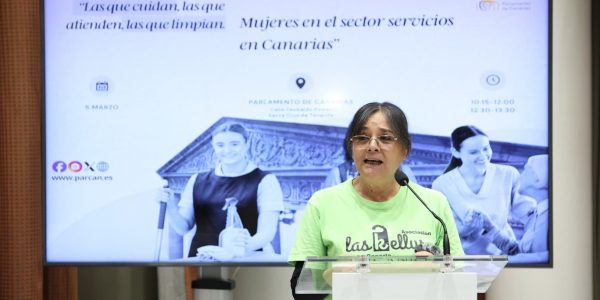 Marcia Díaz en el Parlamento de Canarias | Foto: Parcan