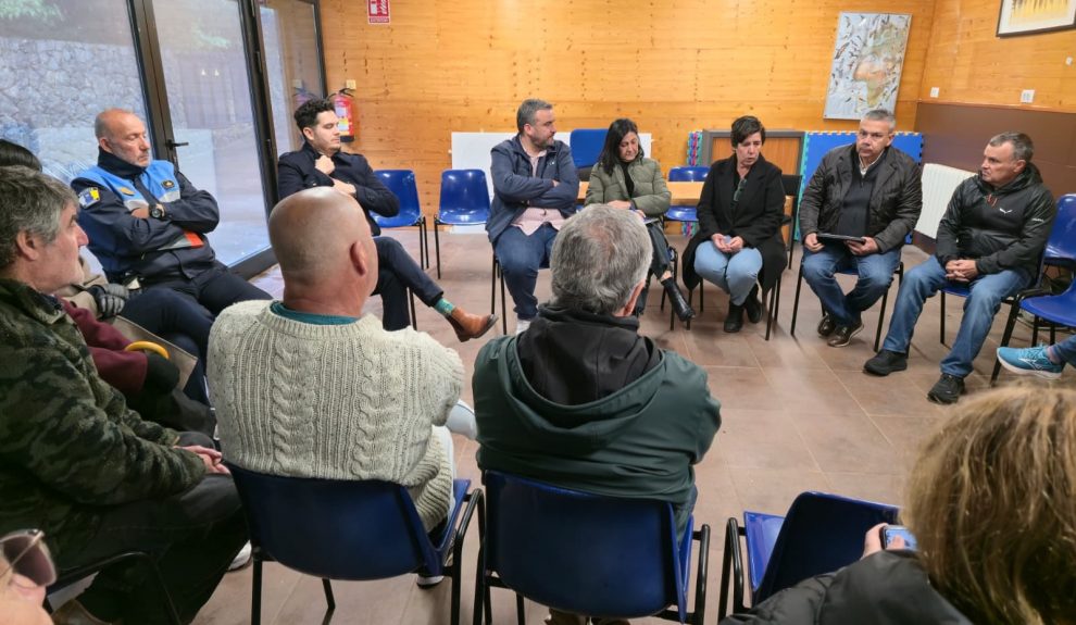 Reunión entre Cabildo de Tenerife y colectivos vecinales de Anaga | Foto: Cabildo de Tenerife