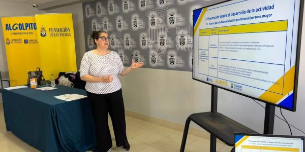 A la jornada asistieron entrenadores procedentes de Gran Canaria, Fuerteventura y Lanzarote, consolidando así el alcance de esta iniciativa. | Foto: UD Las Palmas