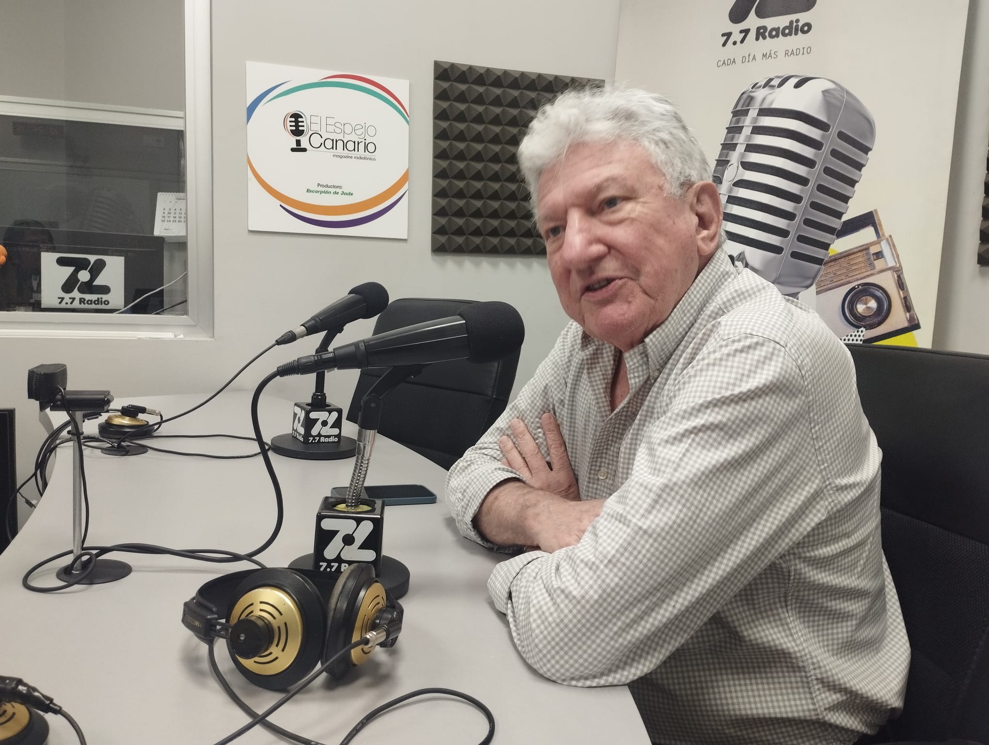 Pedro Quevedo en los estudios de El Espejo Canario