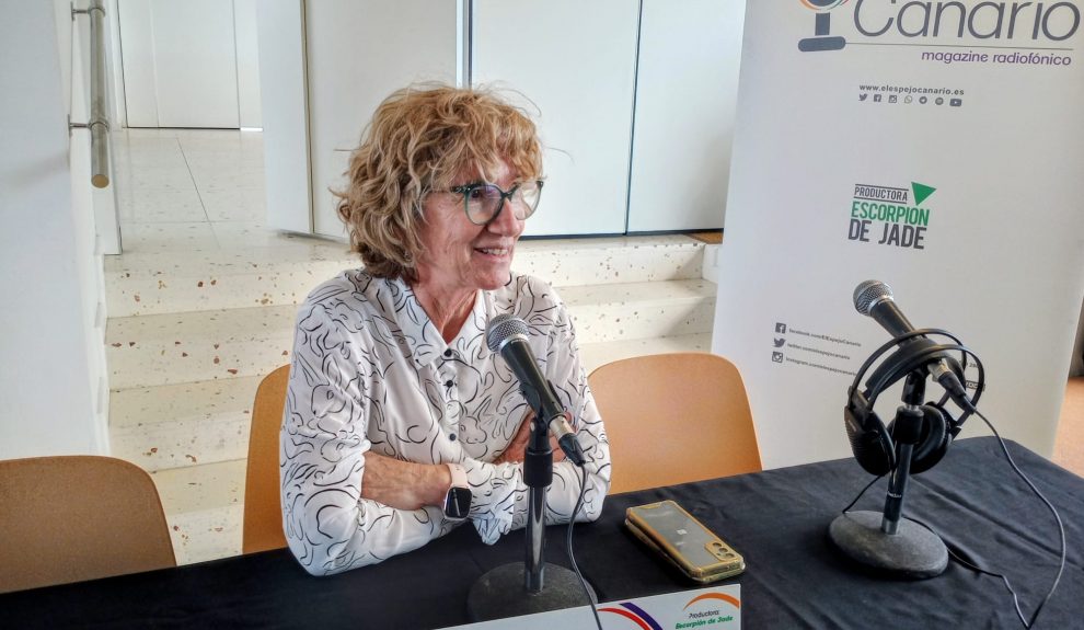 María José Alcántara en el set de El Espejo Canario en Islote de Fermina