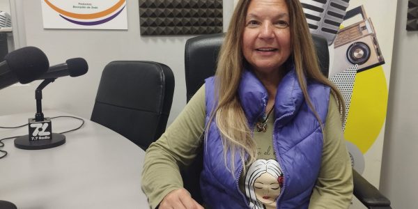 Nadia Jiménez en los estudios de El Espejo Canario
