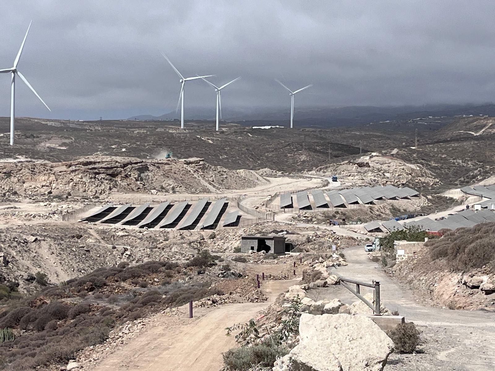 Martínez sostiene que el rechazo no supone una oposición general a las energías renovables | Foto: Ayuntamiento de Arico
