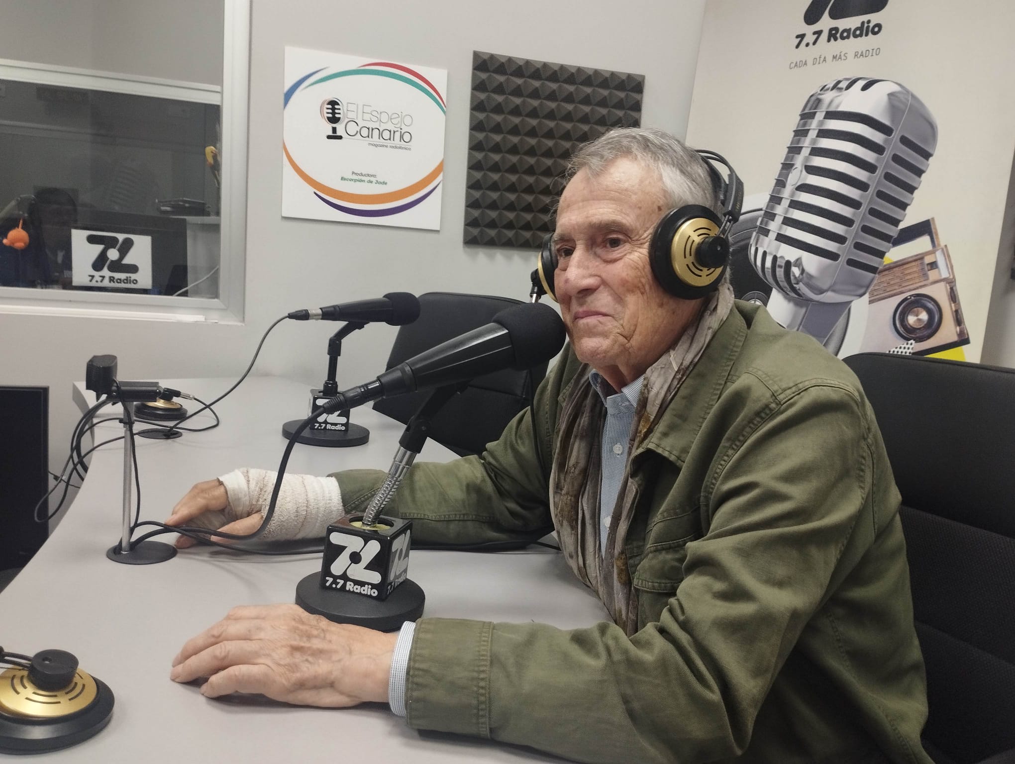 Francisco Rubio Royo en los estudios de El Espejo Canario
