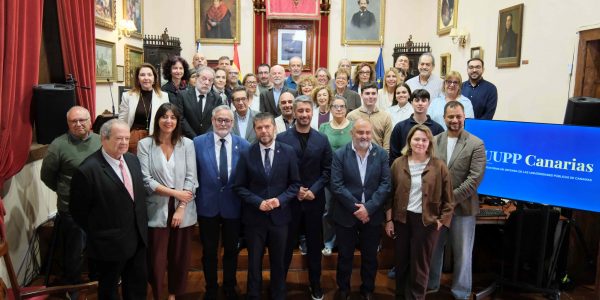 Firmantes del Manifiesto en Defensa de las Universidades Públicas | Foto: ULPGC