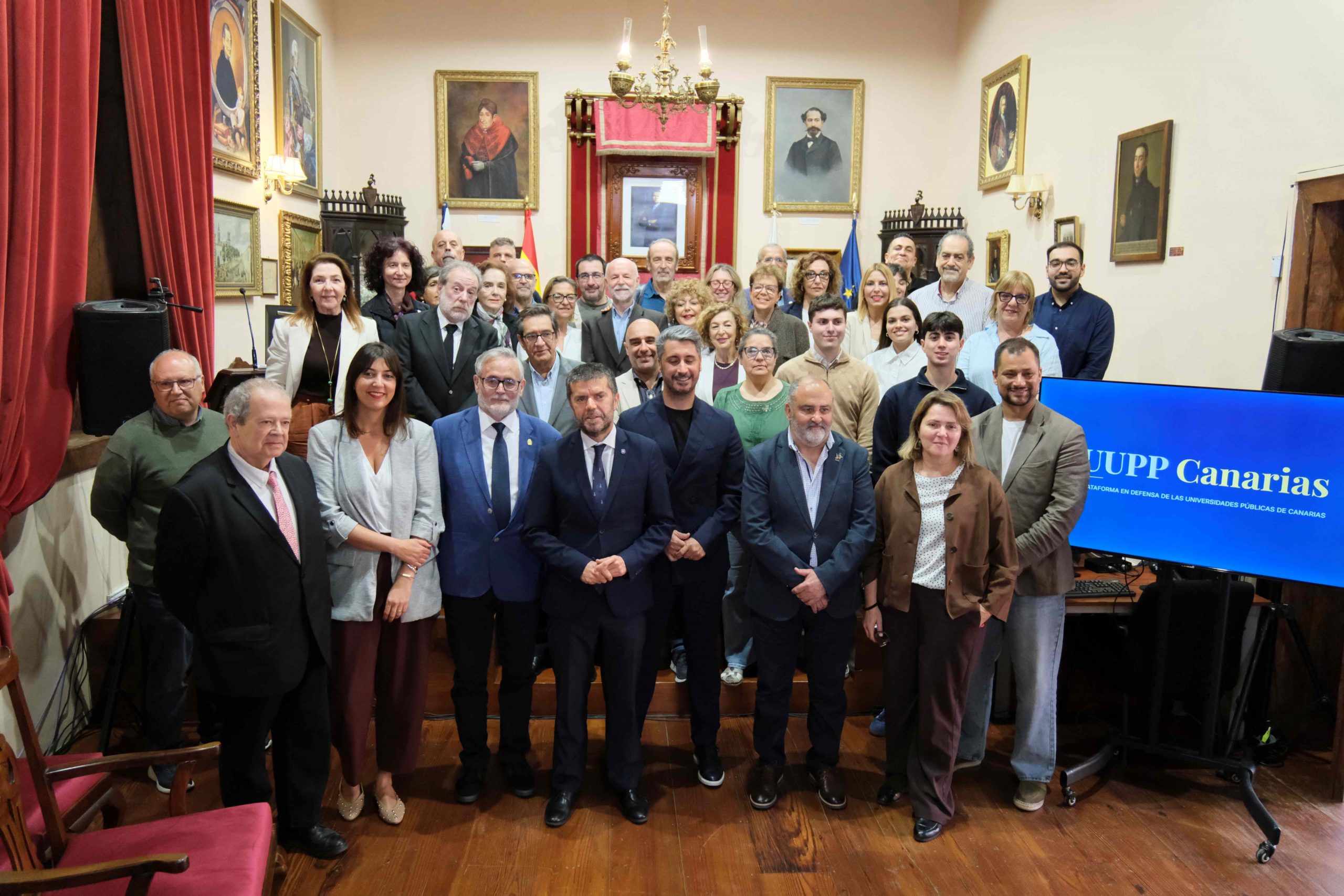 Firmantes del Manifiesto en Defensa de las Universidades Públicas | Foto: ULPGC