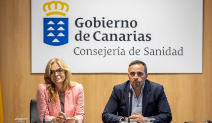 Esther Monzón y Adasat Goya | Foto: Gobierno de Canarias