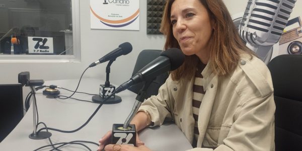 Jéssica de León en los estudios de El Espejo Canario