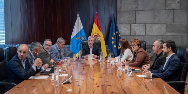 Alfonso Cabello en una reunión del Consejo de Gobierno | Foto: Gobierno de Canarias