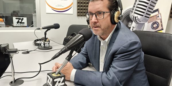 Juan Jesús Facundo en los estudios de El Espejo Canario