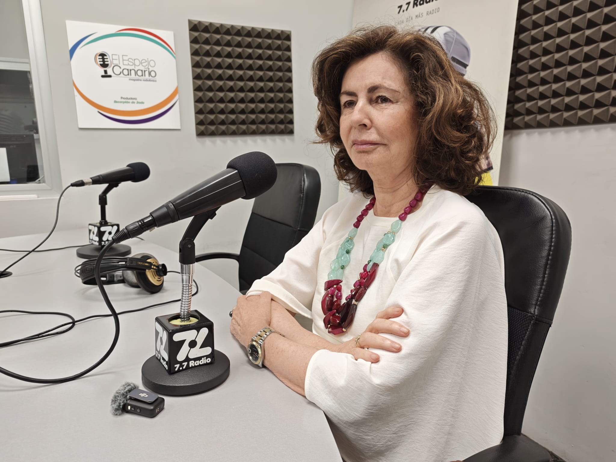 Matilde Asián en los estudios de El Espejo Canario